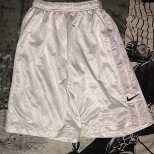 White nike shorts